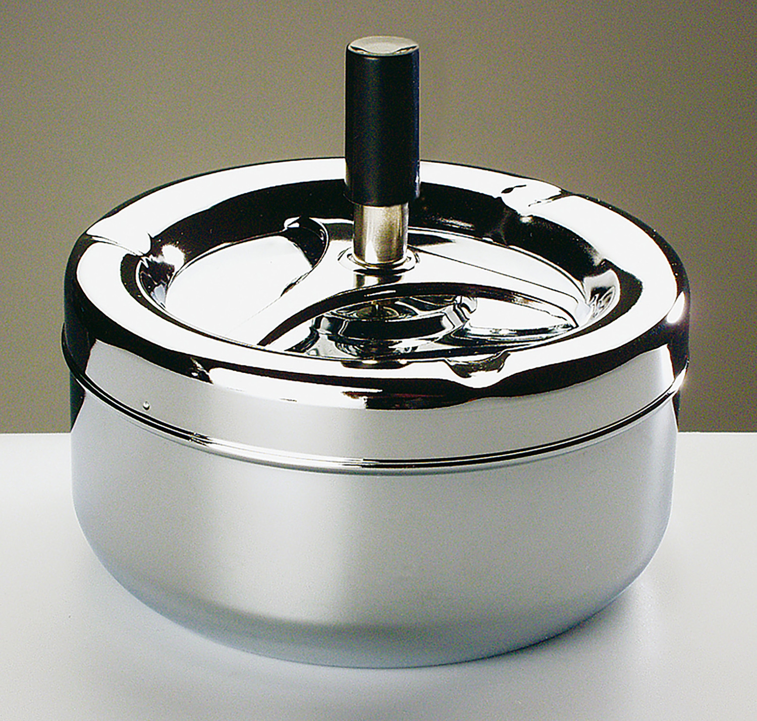 Rotary ashtray KLASSIKER